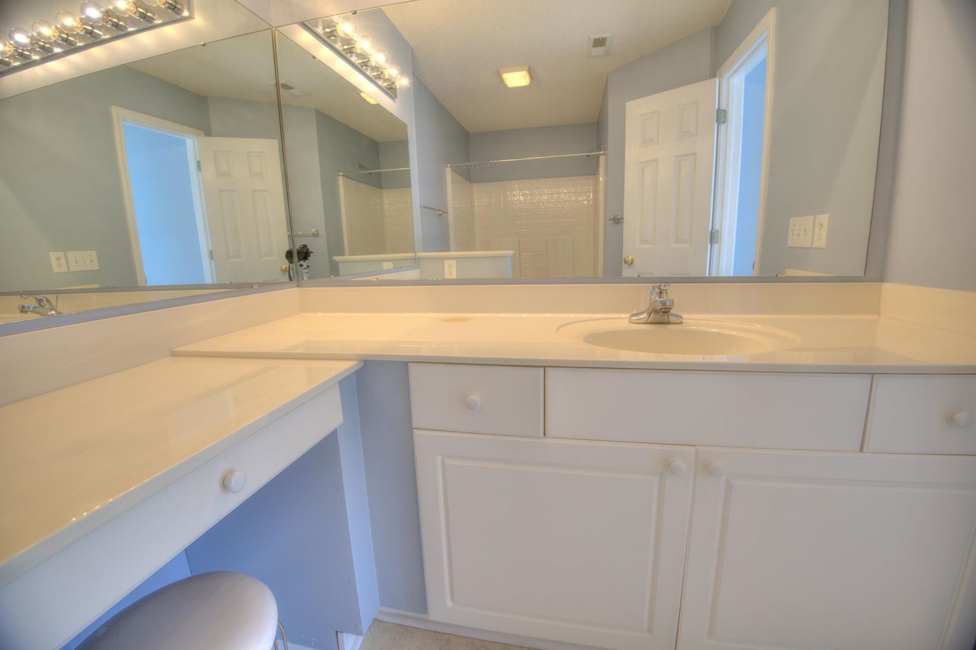 643 Woodmoor Dr. Photo 18