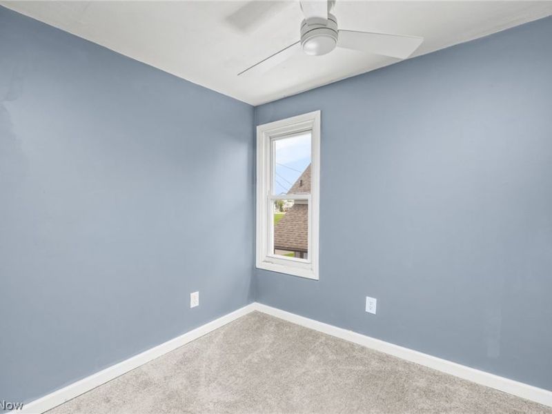 918 Raymond Avenue, Barberton, OH 44203 Photo 13