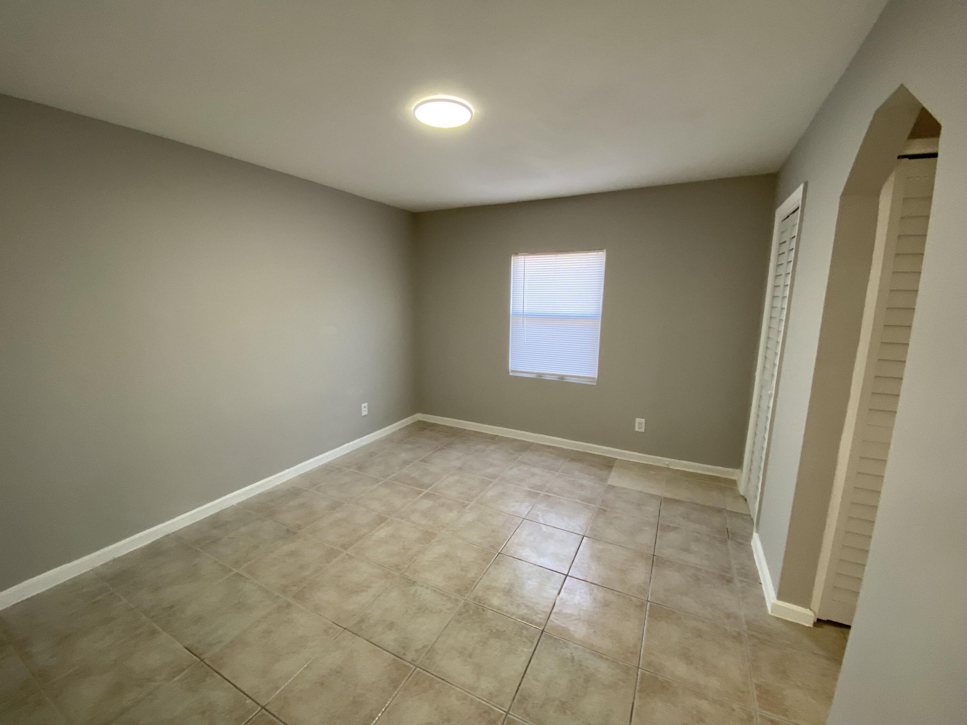 617 N Dixie Highway, Lake Worth Beach, FL 33460 Photo