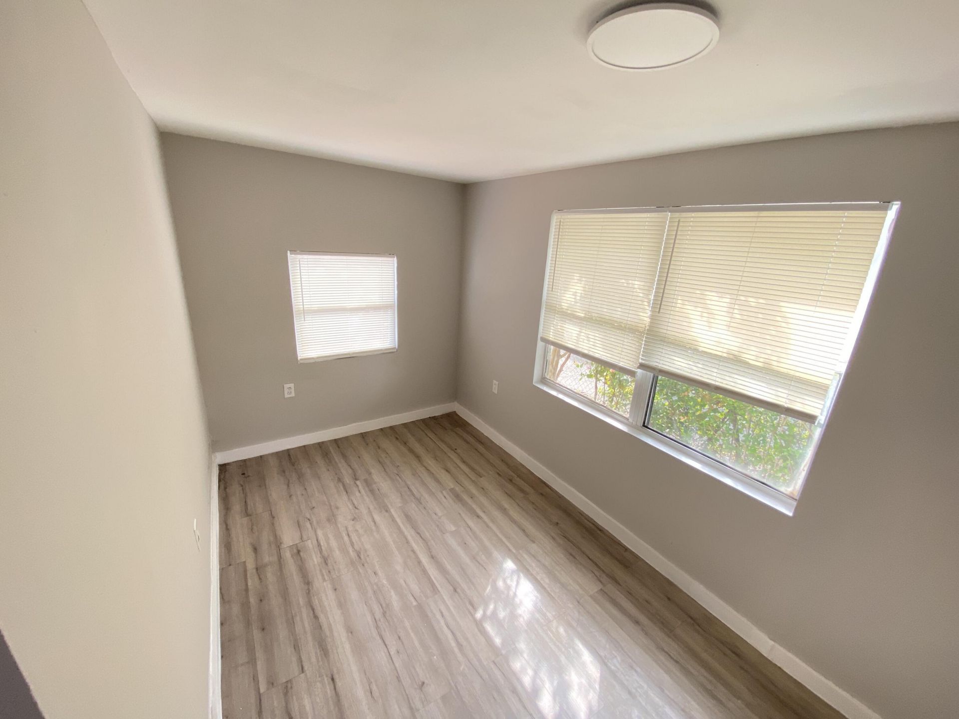 617 N Dixie Highway, Lake Worth Beach, FL 33460 Photo