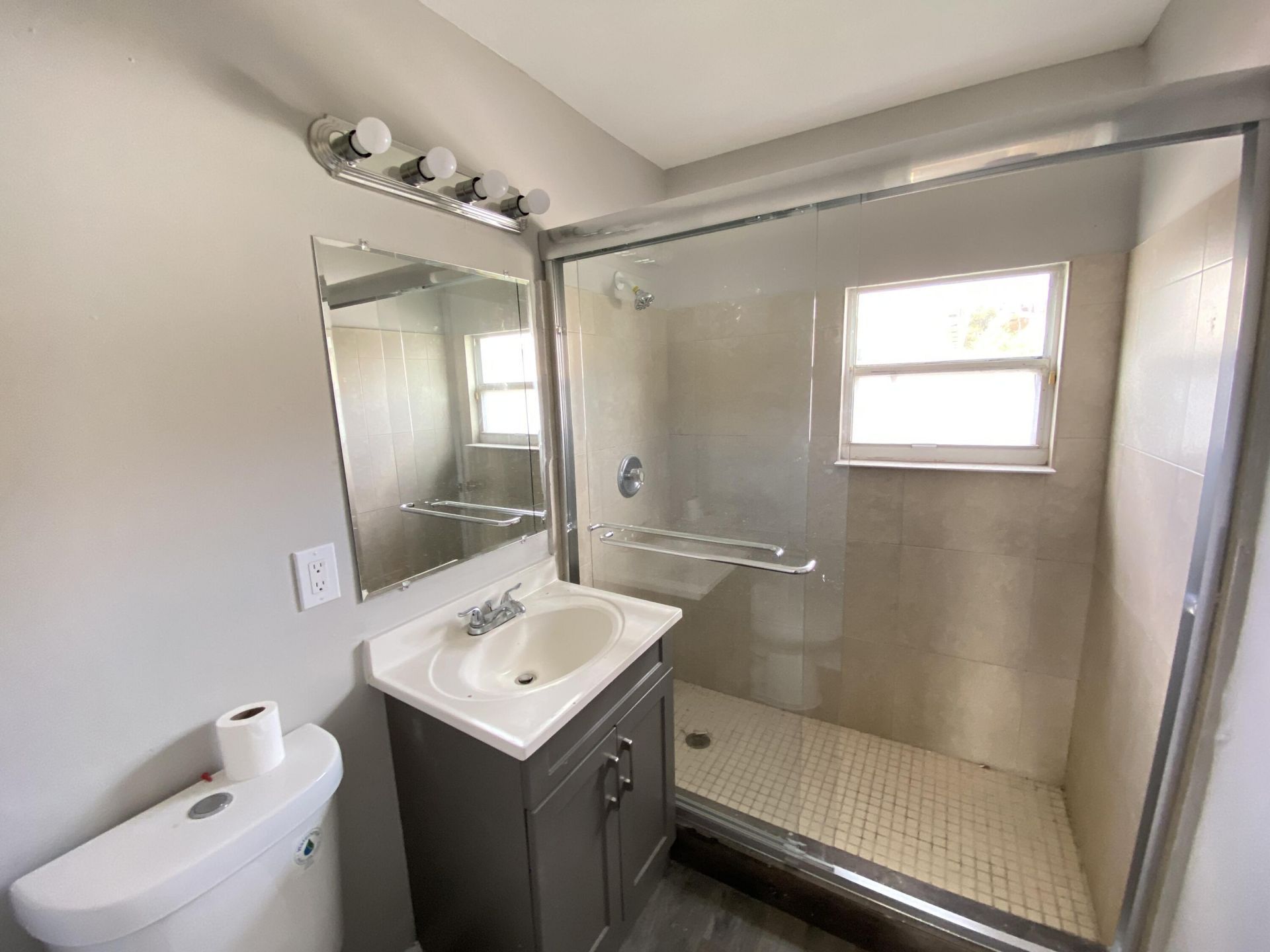 617 N Dixie Highway, Lake Worth Beach, FL 33460 Photo