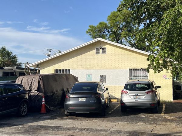2421 NW 8th Place, Unit 2, Fort Lauderdale, FL 33311