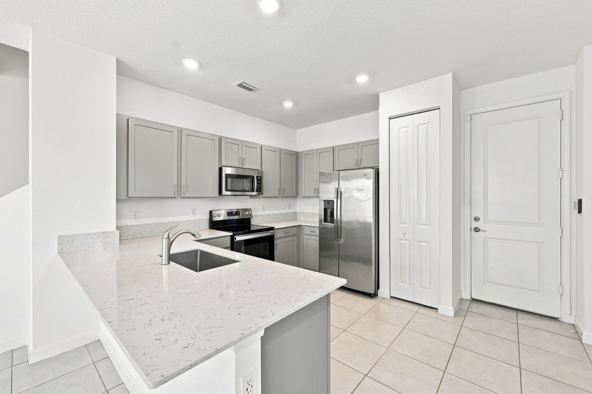 2011 Tamarind Drive, Riviera Beach, FL 33410 Photo