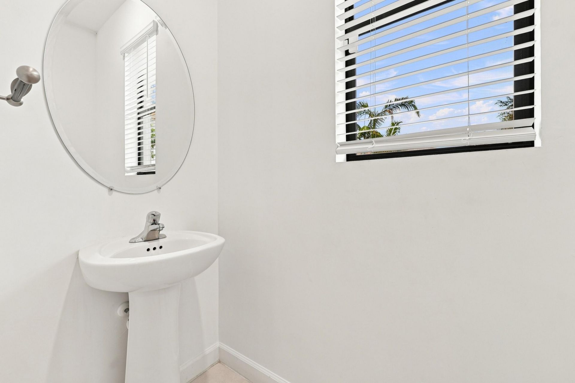 2011 Tamarind Drive, Riviera Beach, FL 33410 Photo