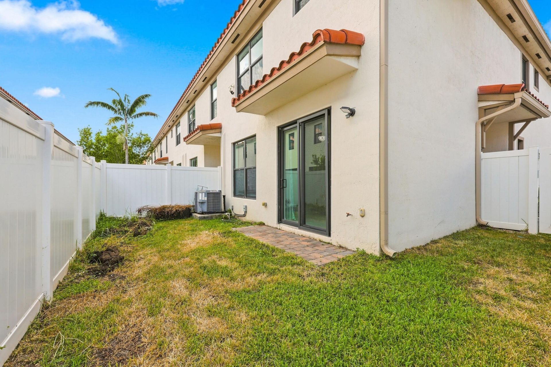 2011 Tamarind Drive, Riviera Beach, FL 33410 Photo