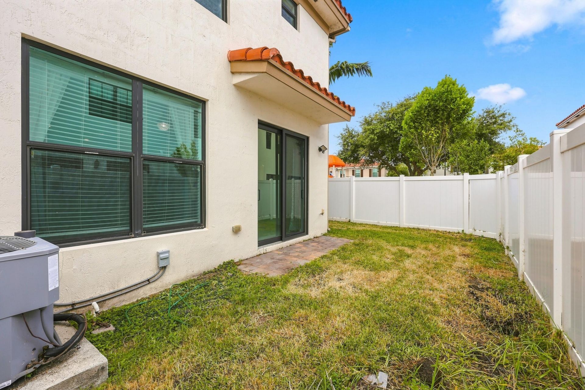 2011 Tamarind Drive, Riviera Beach, FL 33410 Photo