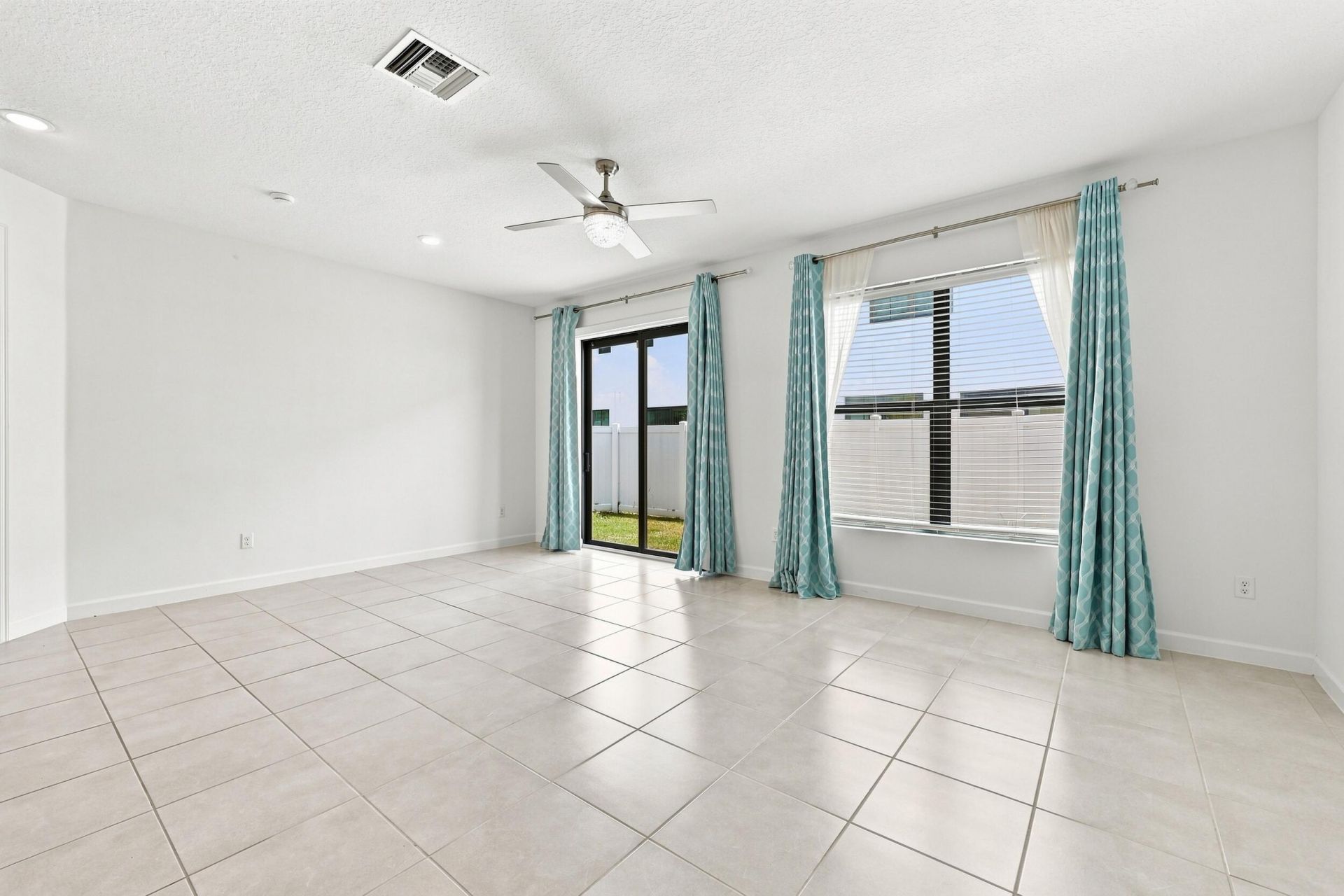 2011 Tamarind Drive, Riviera Beach, FL 33410 Photo