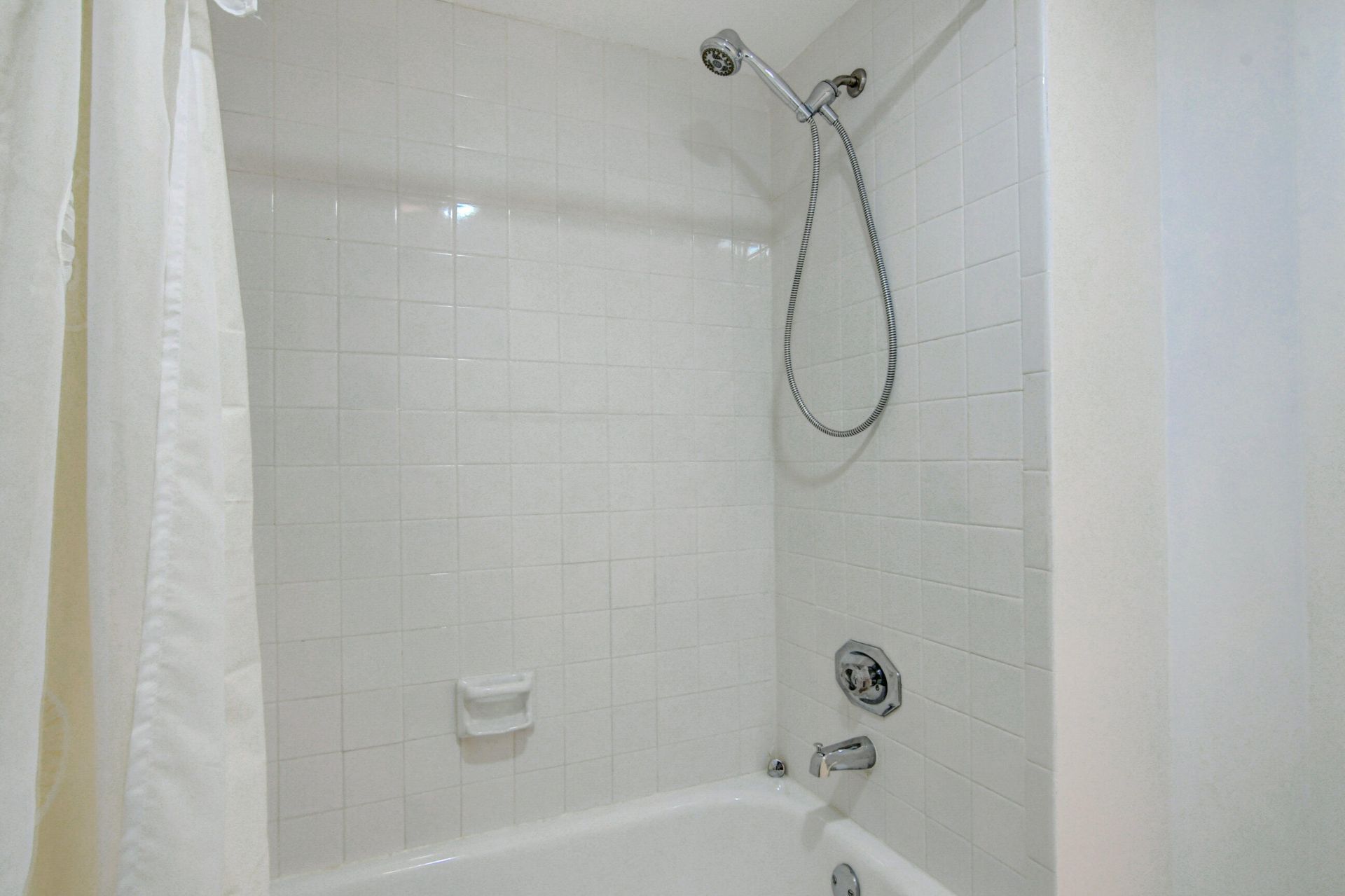 7911 Eastlake Drive, Unit 6H, Boca Raton, FL 33433 Photo