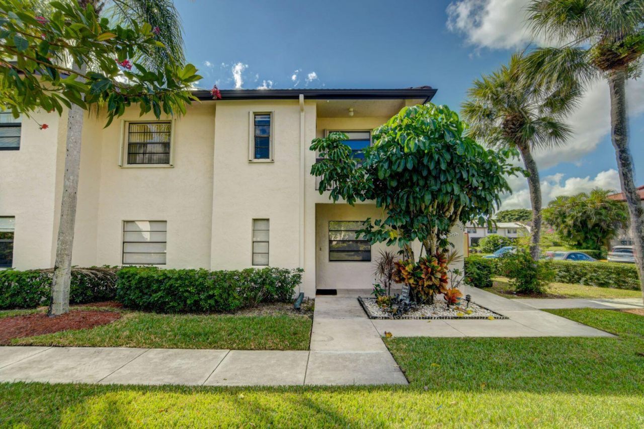 7911 Eastlake Drive, Unit 6H, Boca Raton, FL 33433 Photo