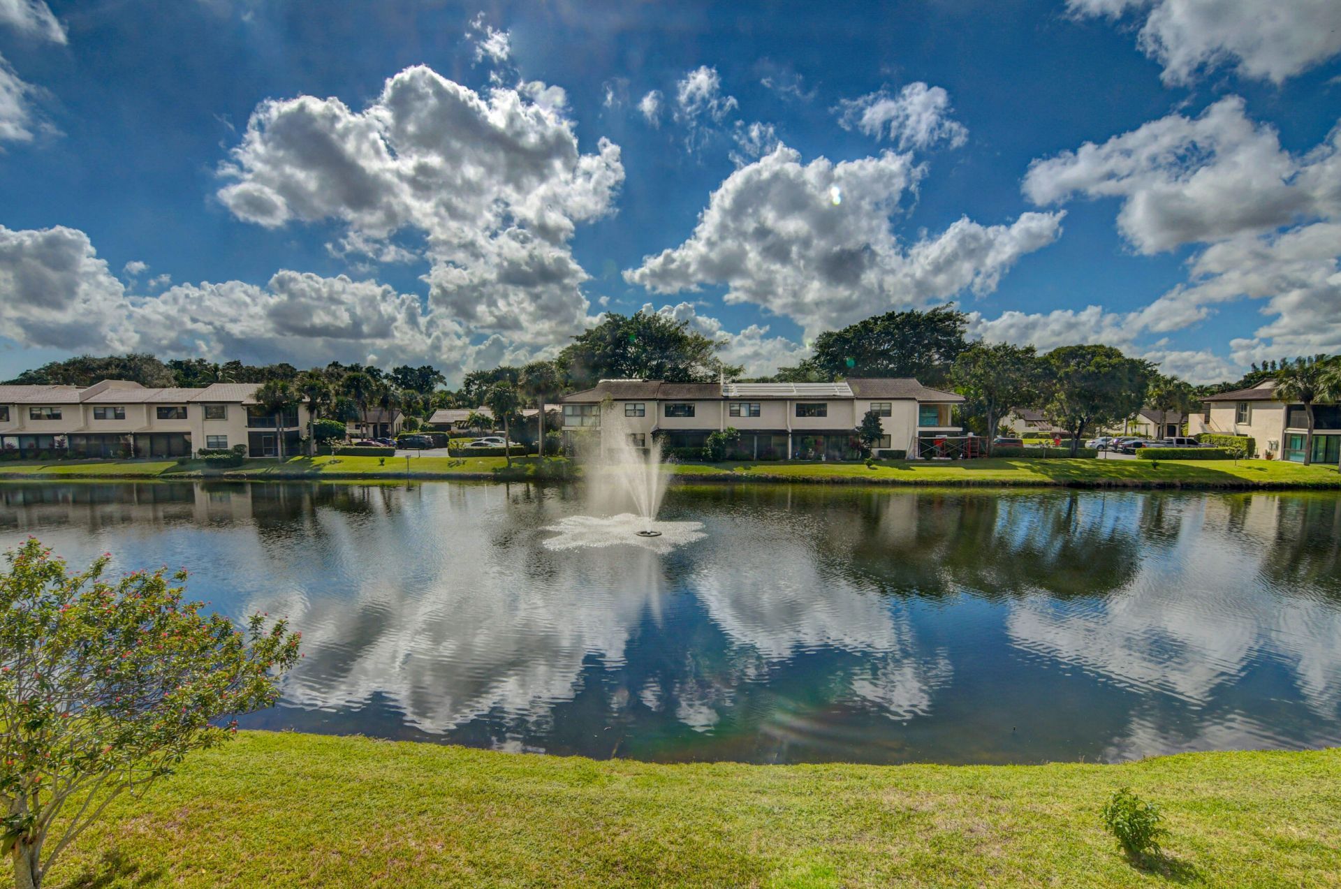 7911 Eastlake Drive, Unit 6H, Boca Raton, FL 33433 Photo
