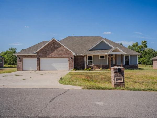 17945 Salem Road, Choctaw, OK 73020