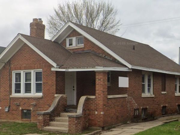 2403 ELM Street , Rockford, IL 61102