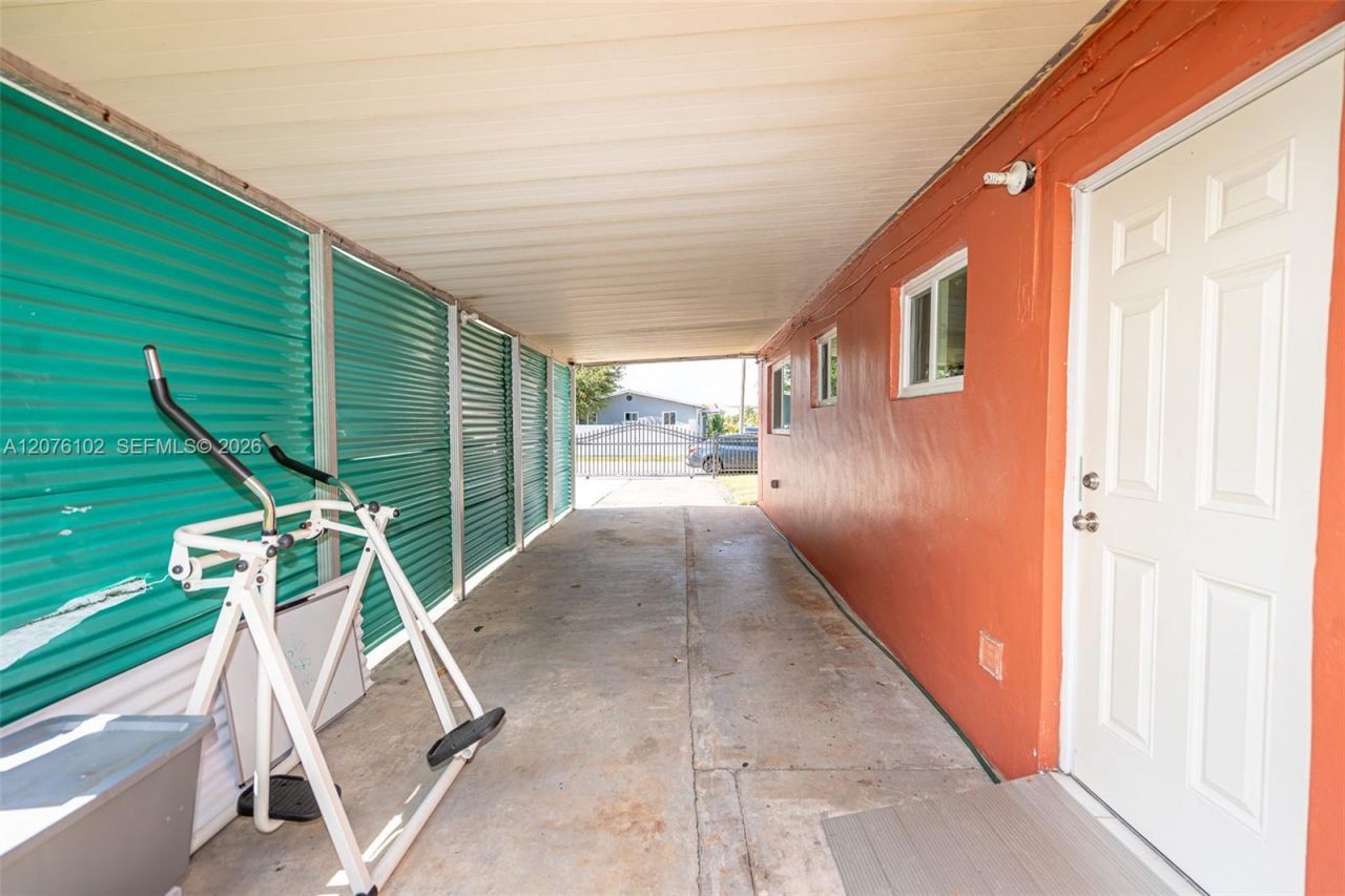 2340 NW 187th St, Miami Gardens, FL 33056 Photo