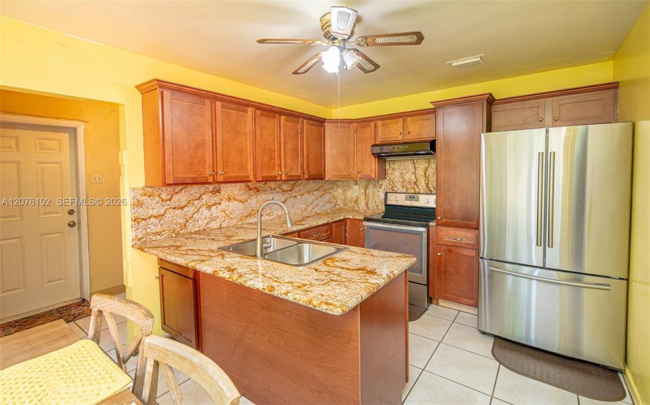 2340 NW 187th St, Miami Gardens, FL 33056 Photo