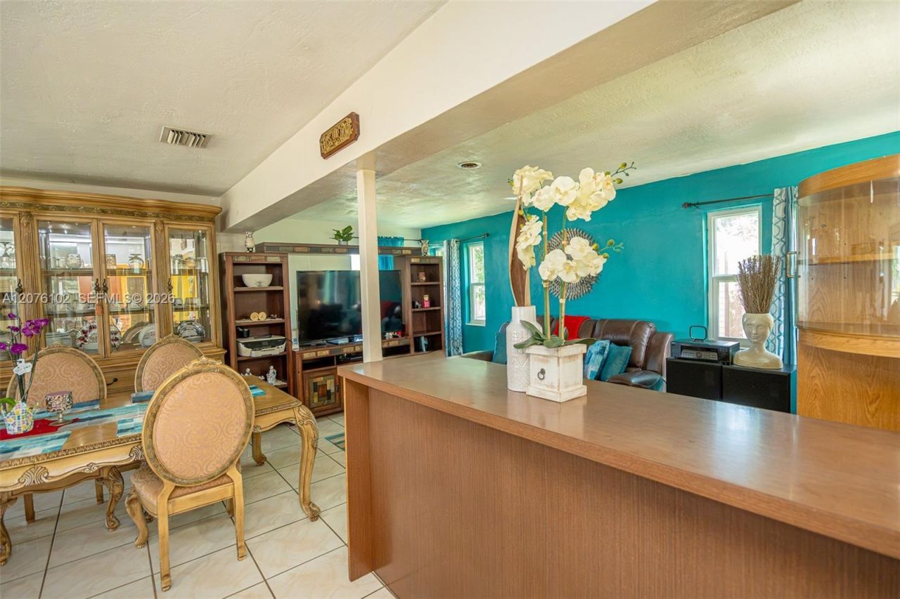 2340 NW 187th St, Miami Gardens, FL 33056 Photo