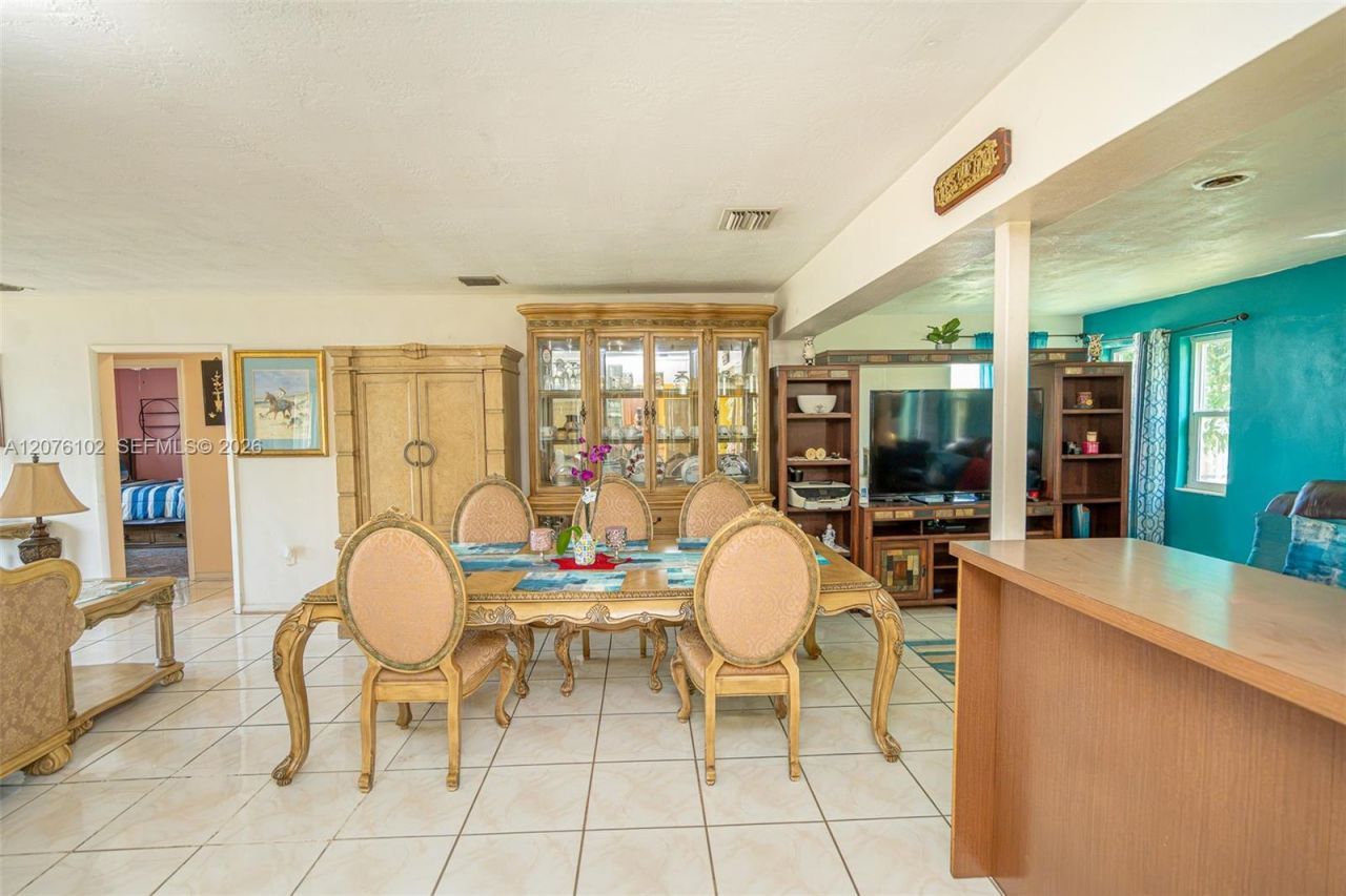 2340 NW 187th St, Miami Gardens, FL 33056 Photo