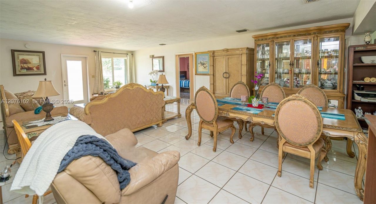 2340 NW 187th St, Miami Gardens, FL 33056 Photo