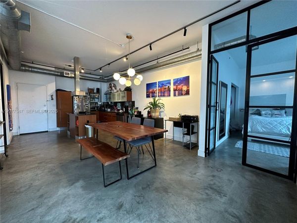 10 SW South River Dr, Unit PH102, Miami, FL 33130