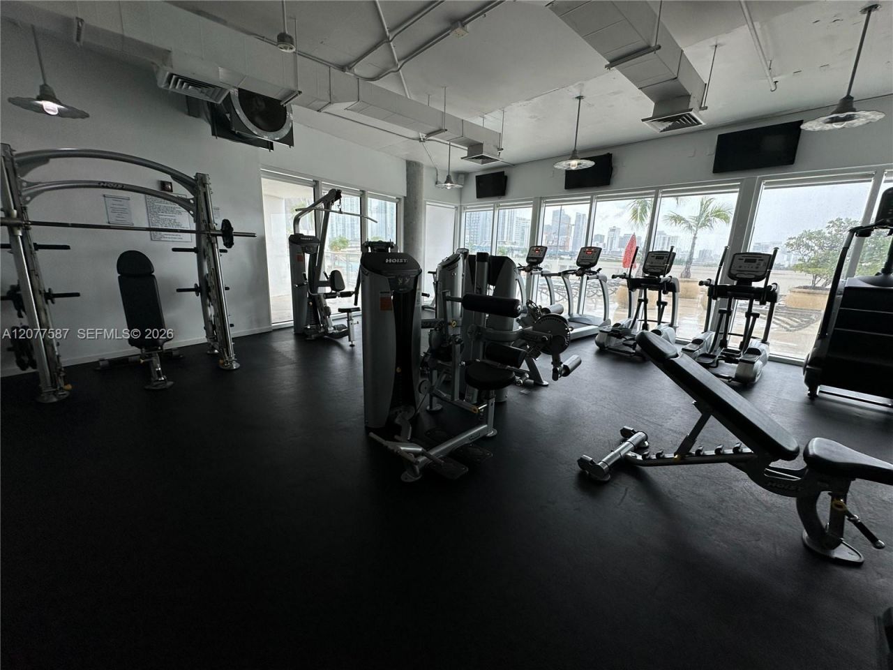 10 SW South River Dr, Unit PHI02, Miami, FL 33130 Photo