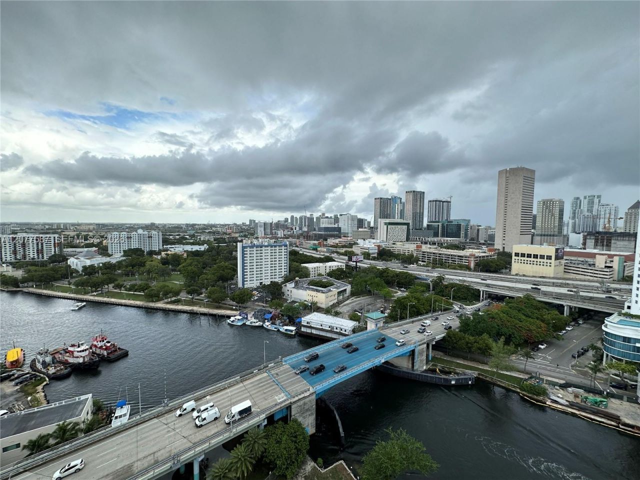 10 SW South River Dr, Unit PHI02, Miami, FL 33130 Photo