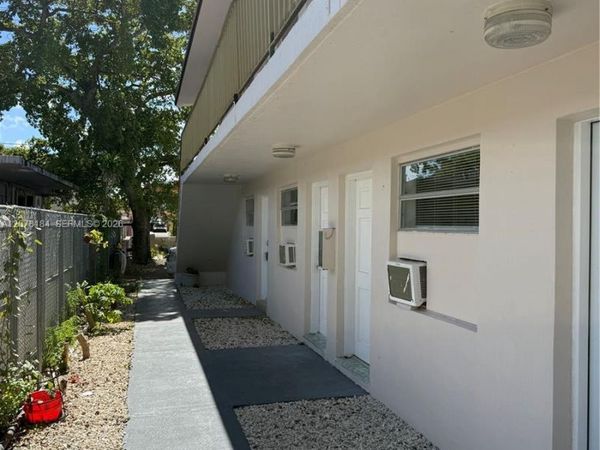 166 W 8th St, Unit 2, Hialeah, FL 33010