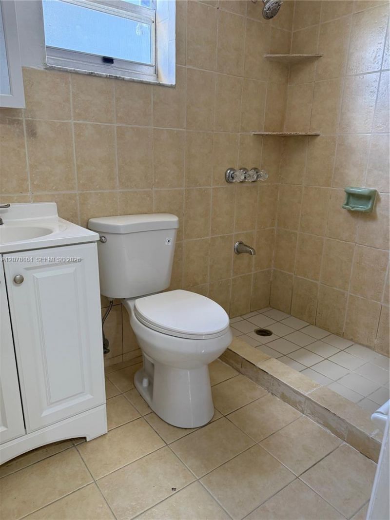 166 W 8th St, Unit 2, Hialeah, FL 33010 Photo