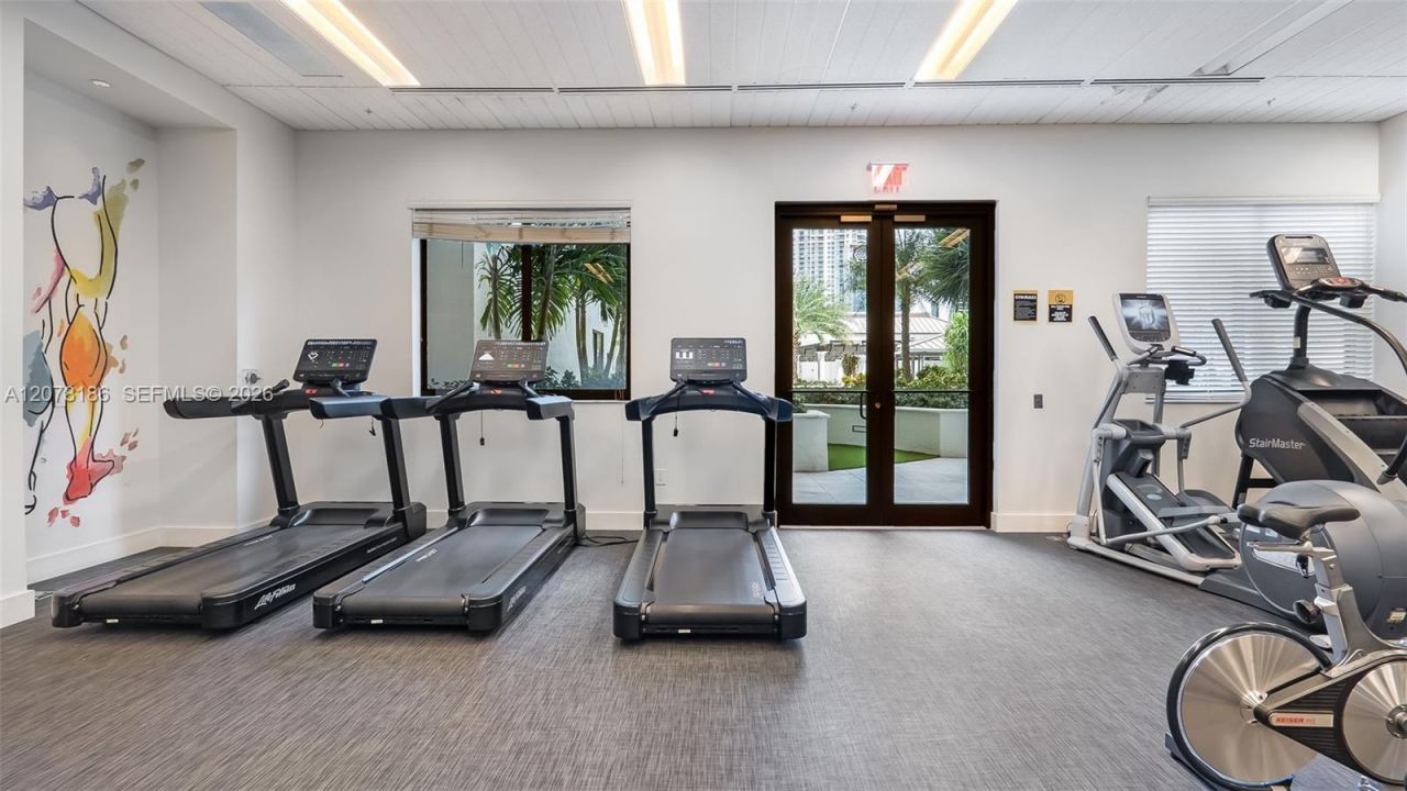 999 SW 1st Ave, Unit 2004, Miami, FL 33130 Photo