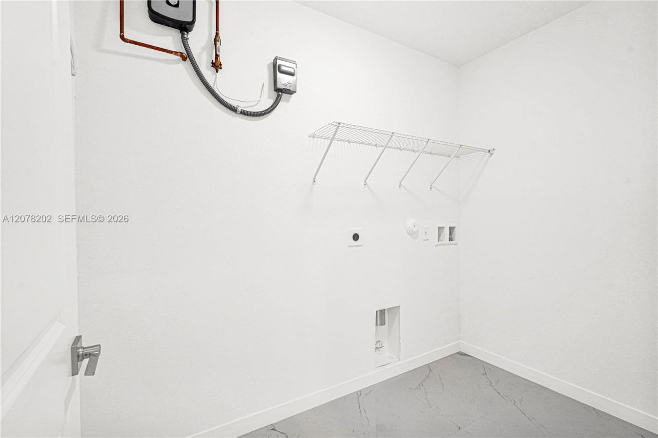 22555 SW 125th Ave , Unit 13A, Miami, FL 33170 Photo