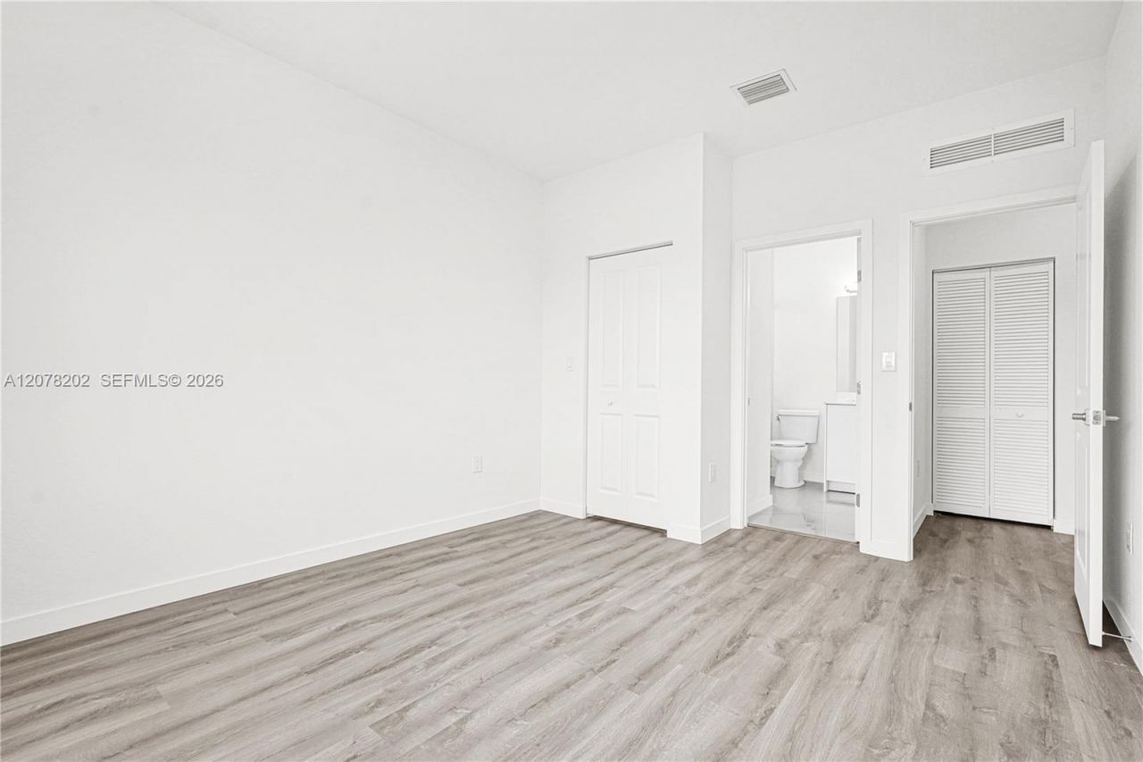 22555 SW 125th Ave , Unit 13A, Miami, FL 33170 Photo