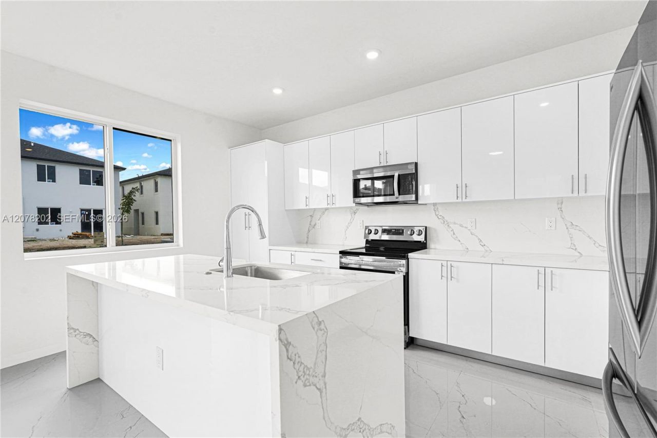 22555 SW 125th Ave , Unit 13A, Miami, FL 33170 Photo