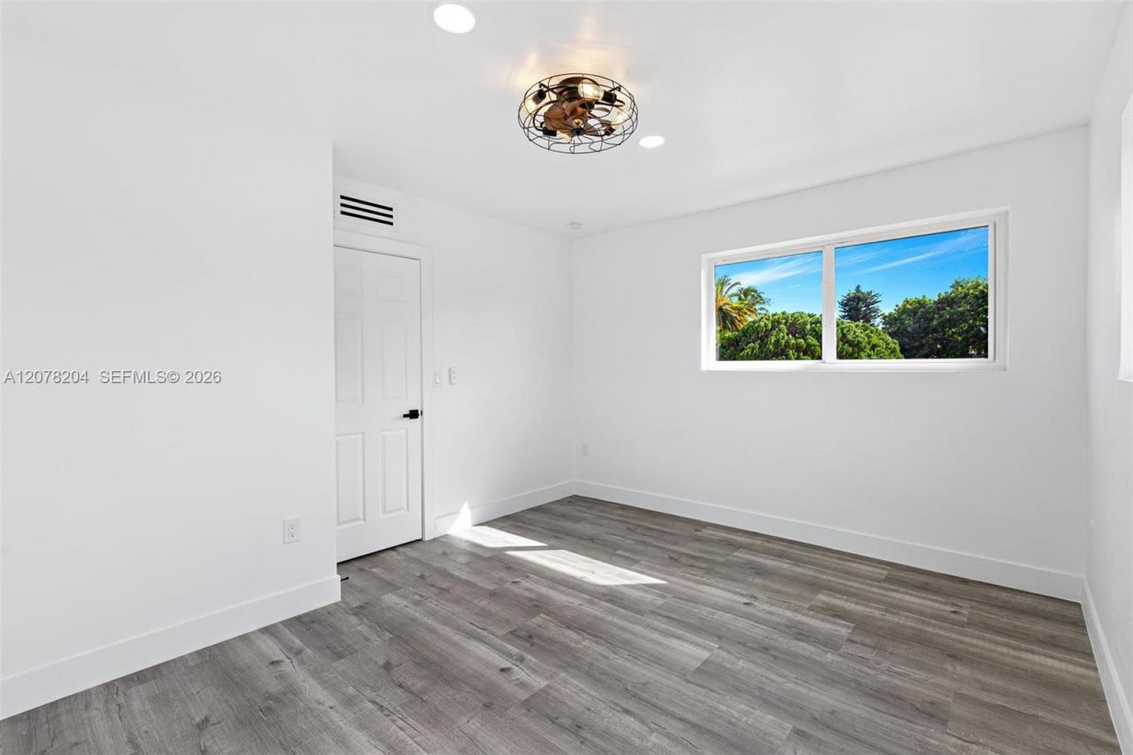 7606 N Miami Ave, Unit 7606, Miami, FL 33150 Photo