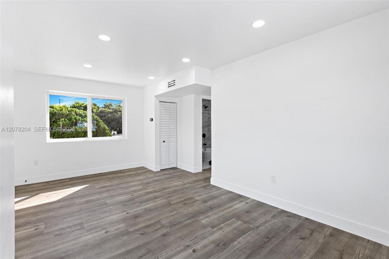 7606 N Miami Ave, Unit 7606, Miami, FL 33150 Photo