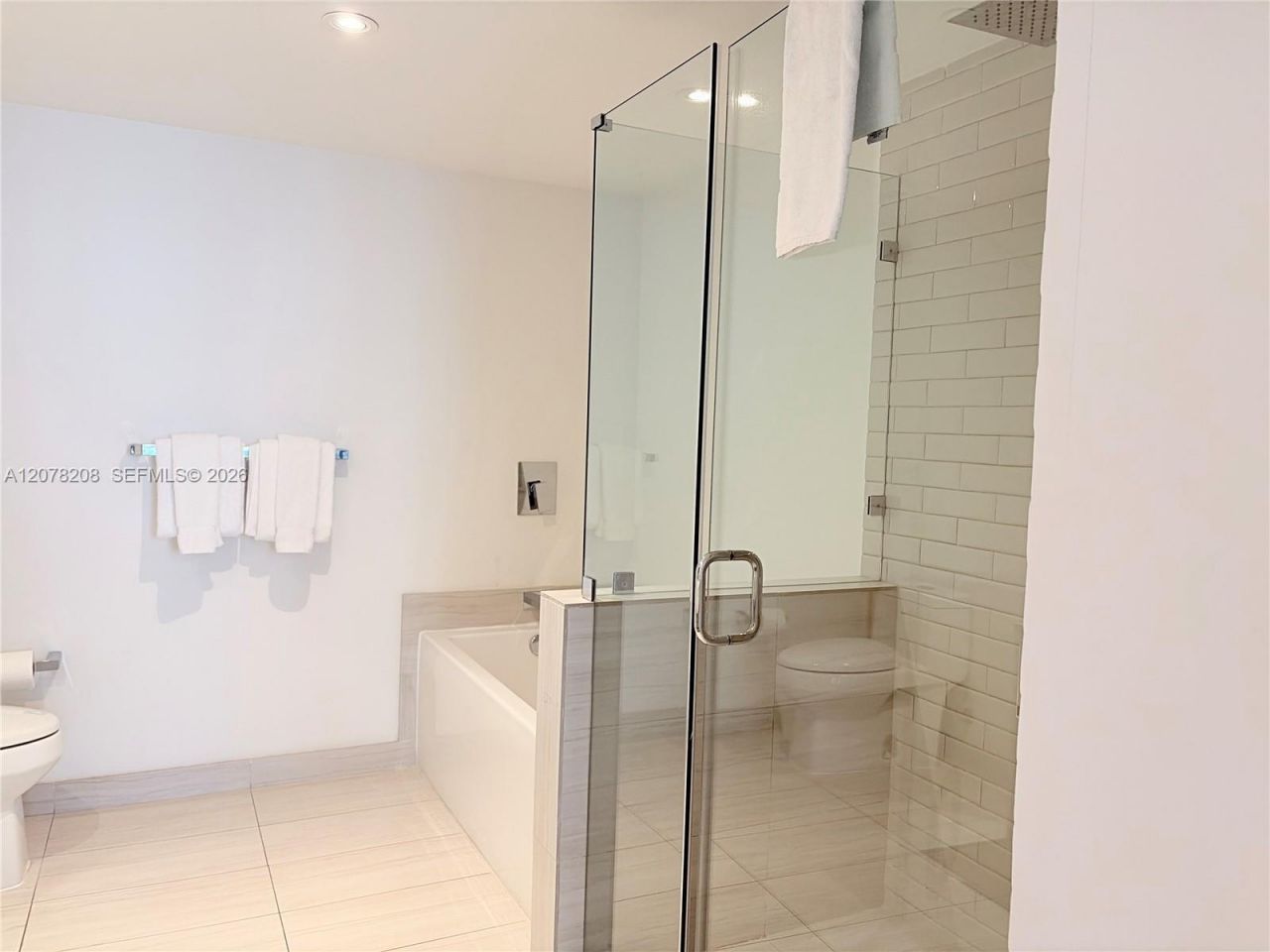 4010 S Ocean Dr, Unit R1103, Hollywood, FL 33019 Photo