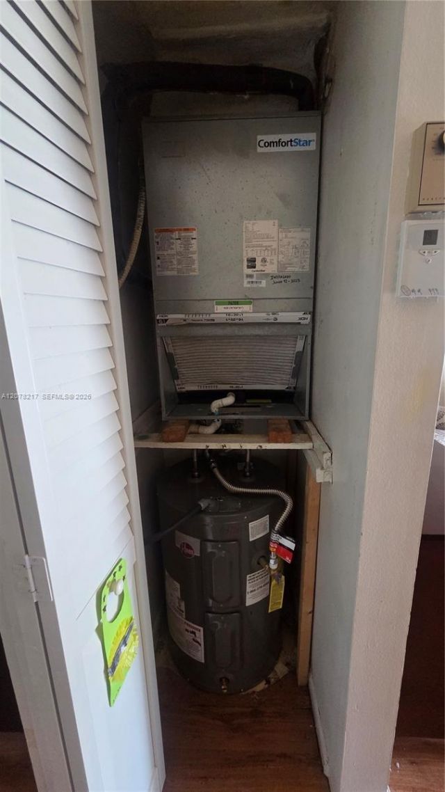 415 NE 2nd St , Unit 105, Hallandale Beach, FL 33009 Photo
