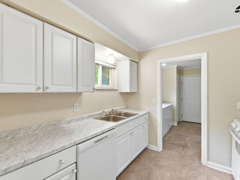 6908 Rob Vern Drive, North College Hill, OH 45239 Photo 15