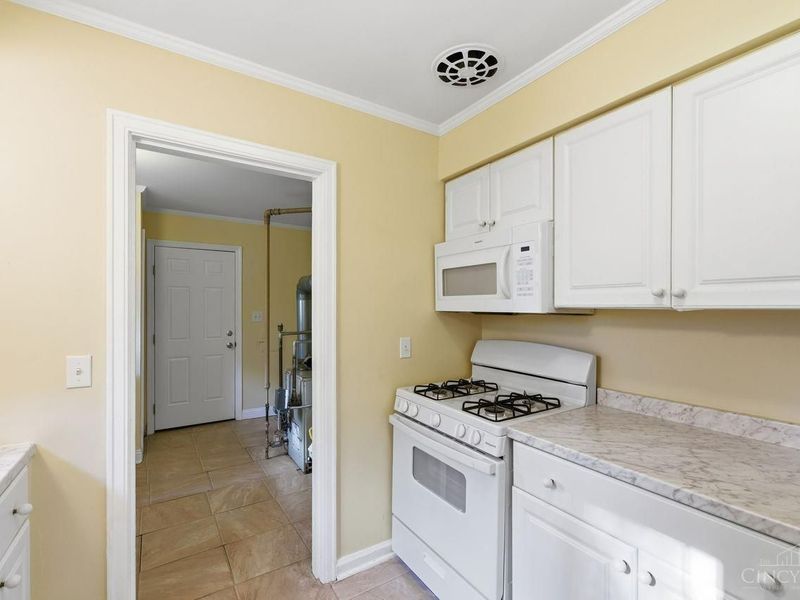 6908 Rob Vern Drive, North College Hill, OH 45239 Photo 16