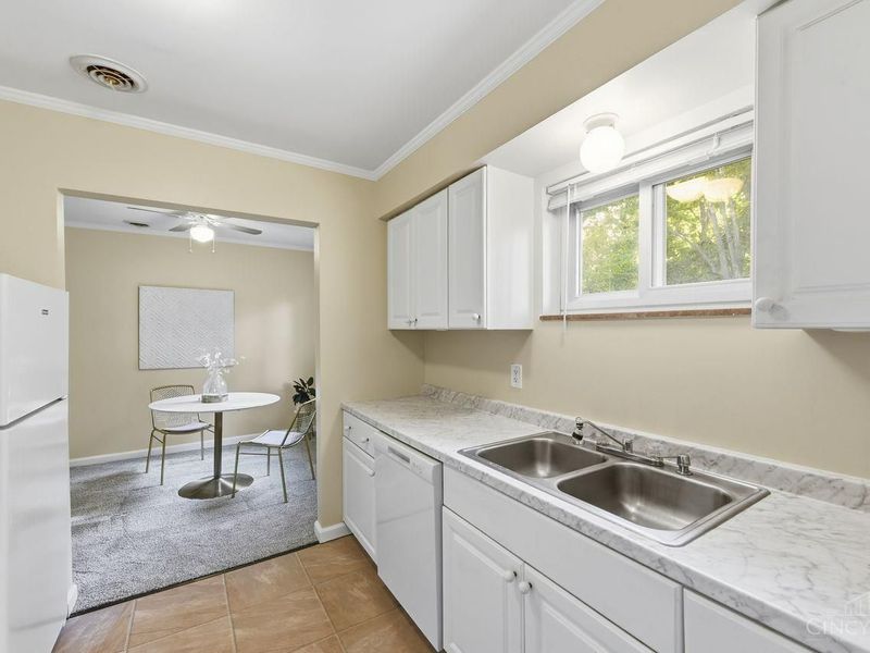 6908 Rob Vern Drive, North College Hill, OH 45239 Photo 18