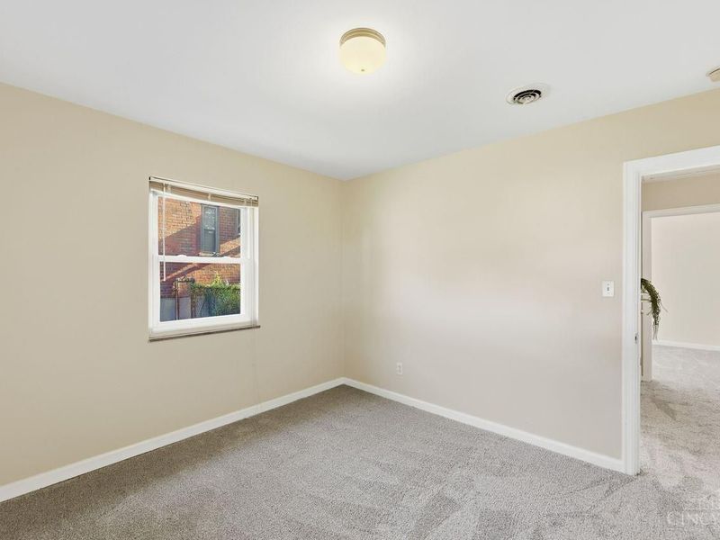 6908 Rob Vern Drive, North College Hill, OH 45239 Photo 23