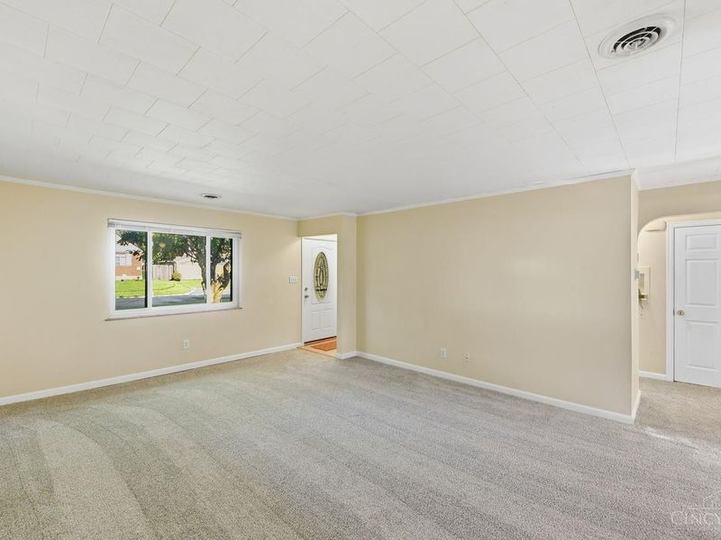 6908 Rob Vern Drive, North College Hill, OH 45239 Photo 8
