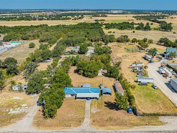 3227 E Washington Street, Stephenville, TX 76401