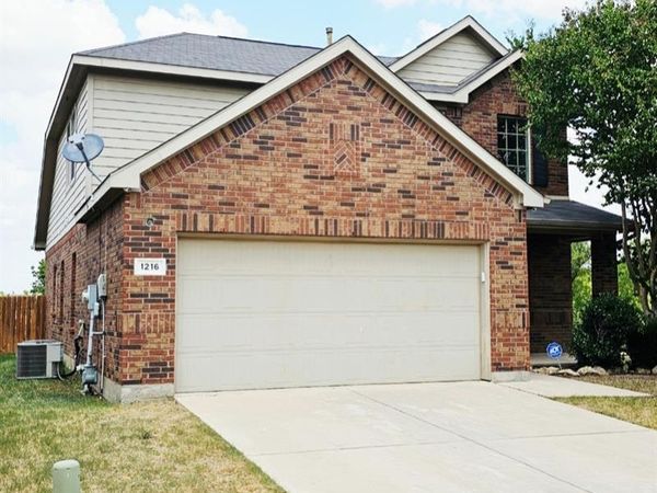 1216 Artesia Drive, Fort Worth, TX 76052