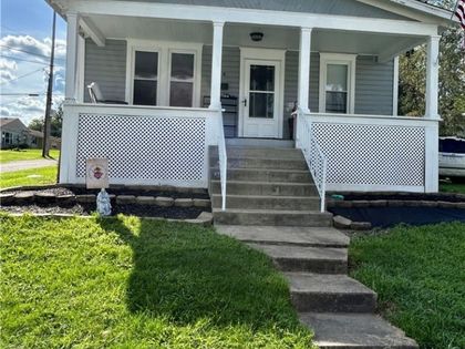 134 N Market Street Saint Clairsville, OH 43950
