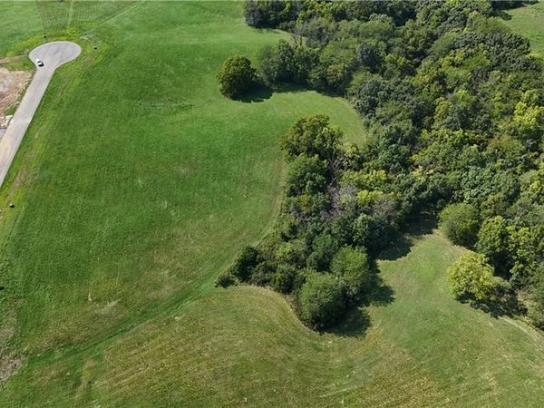 2920 Onyx Street, Smithville, MO 64089
