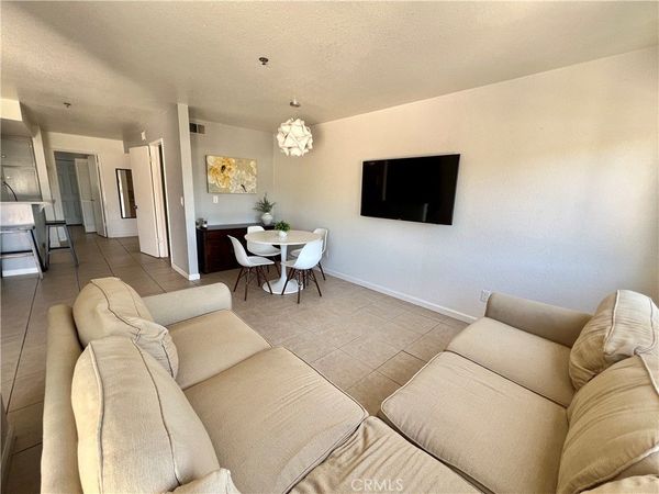 1239 E Foothill Boulevard, Unit 205, San Luis Obispo, CA 93405