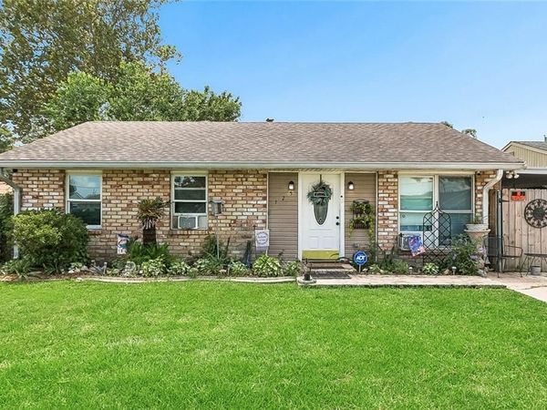 125 MADEIRA Drive, Avondale, LA 70094