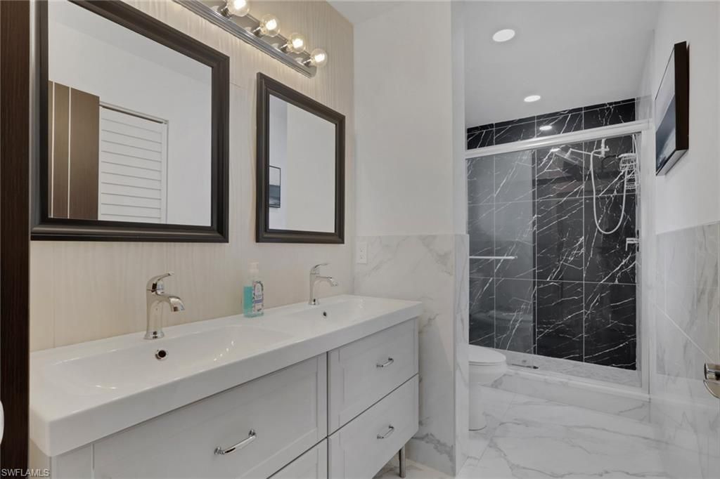 620 Luisa Ct, Unit 4, Naples, FL 34104 Photo