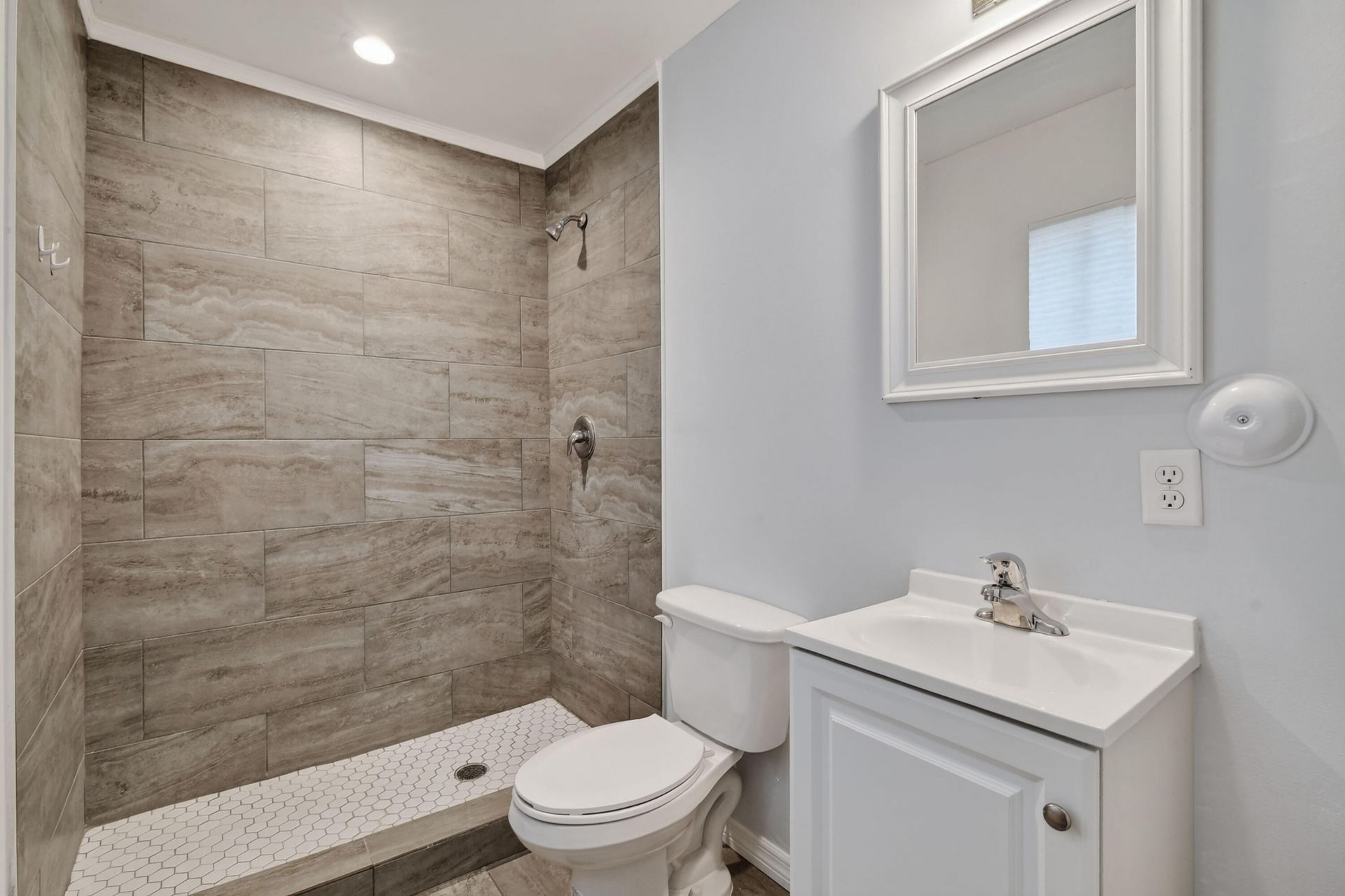 641 6th Street, West Palm Beach, FL 33401 Photo
