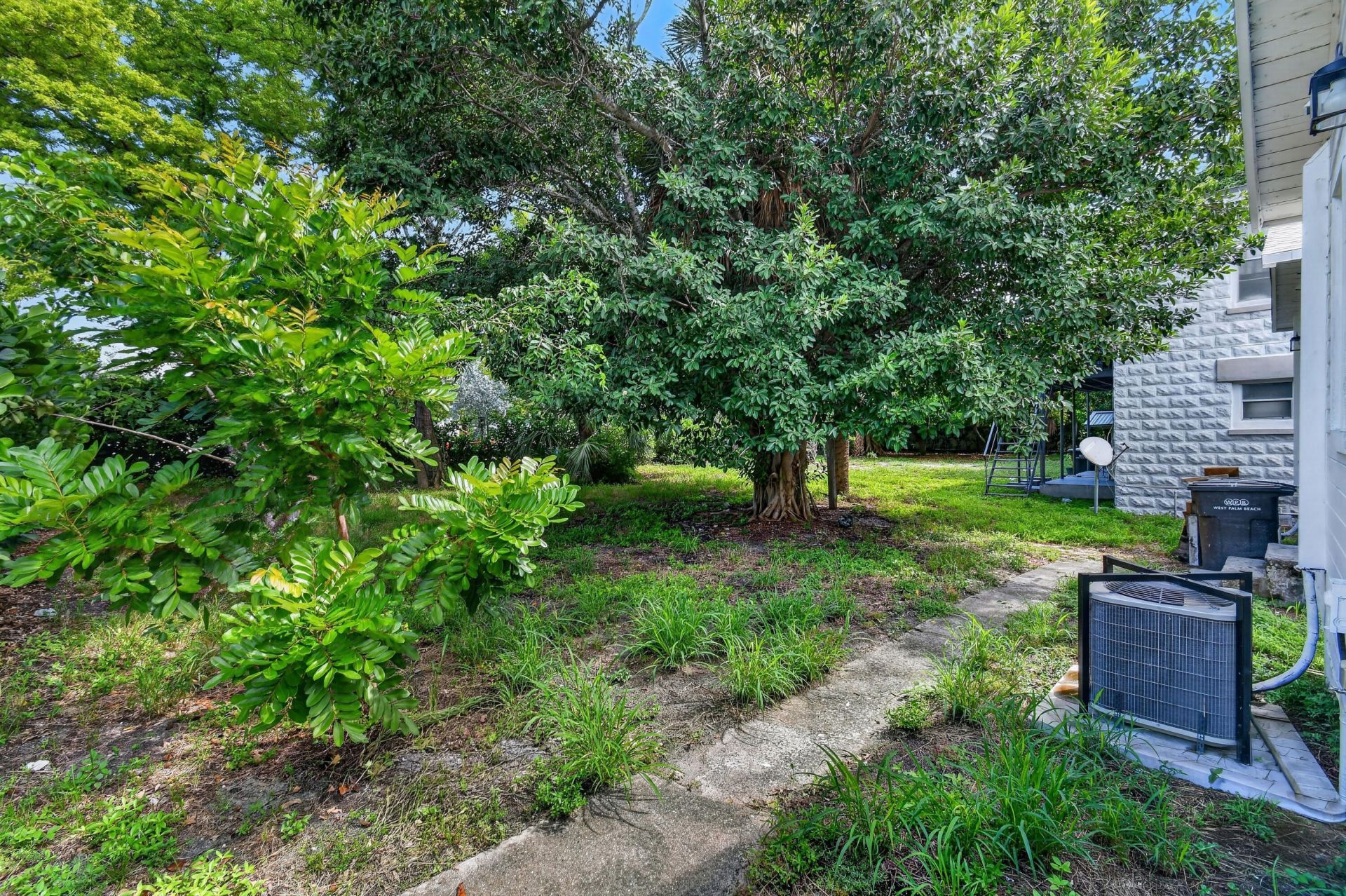 641 6th Street, West Palm Beach, FL 33401 Photo
