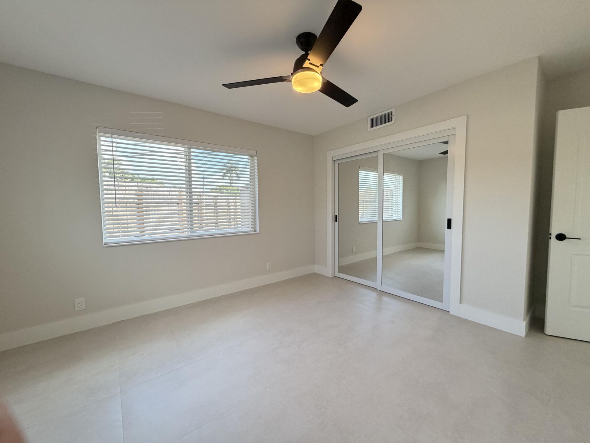 1100 W Camino Real, Boca Raton, FL 33486 Photo
