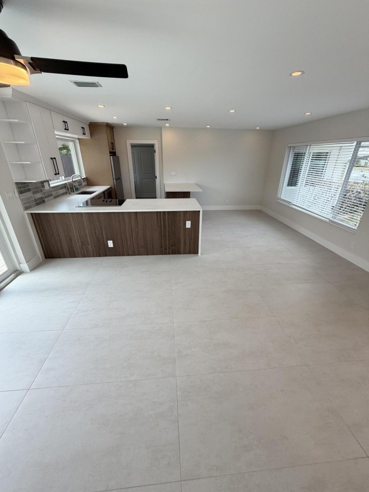 1100 W Camino Real, Boca Raton, FL 33486 Photo
